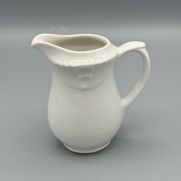Vtg Dudson Duraline White Creamer Stoke-on-Trent England Finest Virtrified 4034 - Picture 1 of 7